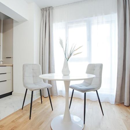 Himson-Blue Apartament Jassy Zewnętrze zdjęcie