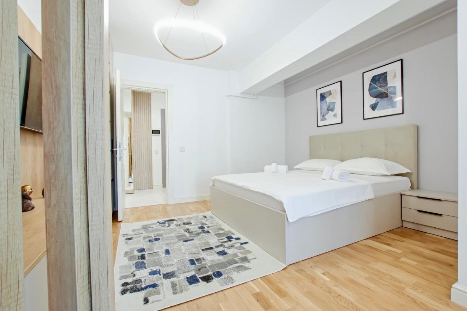 Himson-Blue Apartament Jassy Zewnętrze zdjęcie
