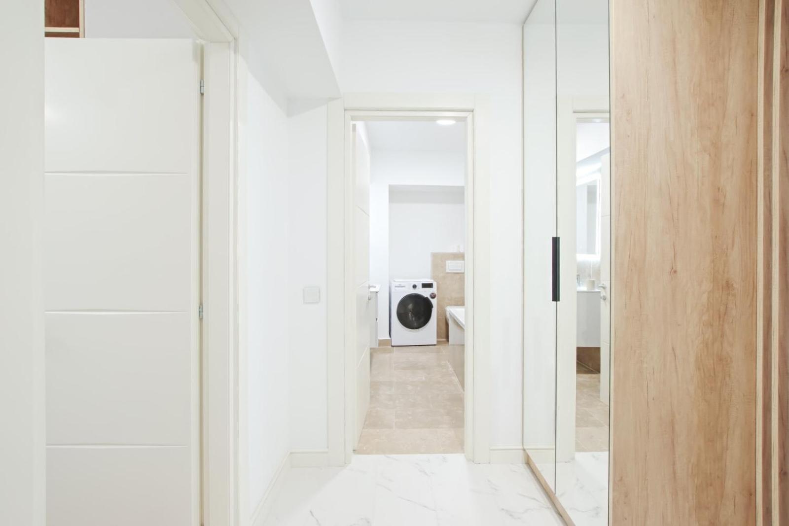 Himson-Blue Apartament Jassy Zewnętrze zdjęcie