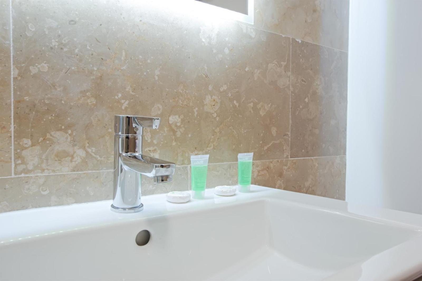 Himson-Blue Apartament Jassy Zewnętrze zdjęcie