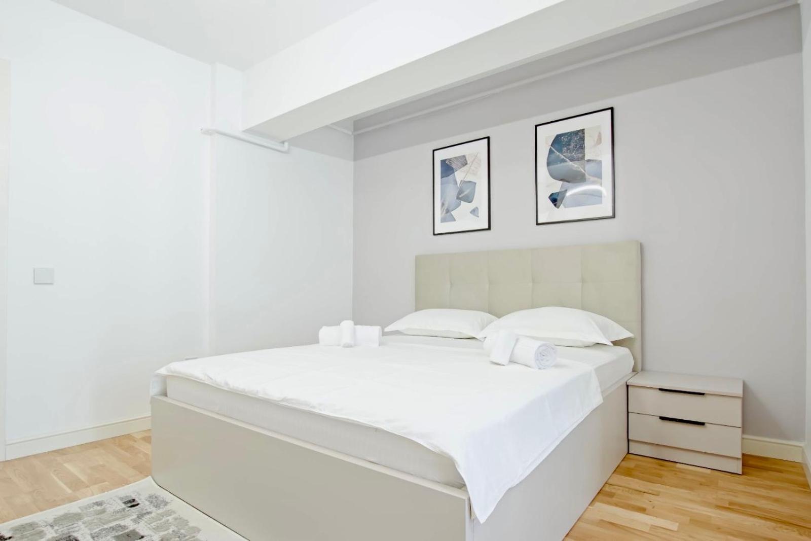 Himson-Blue Apartament Jassy Zewnętrze zdjęcie